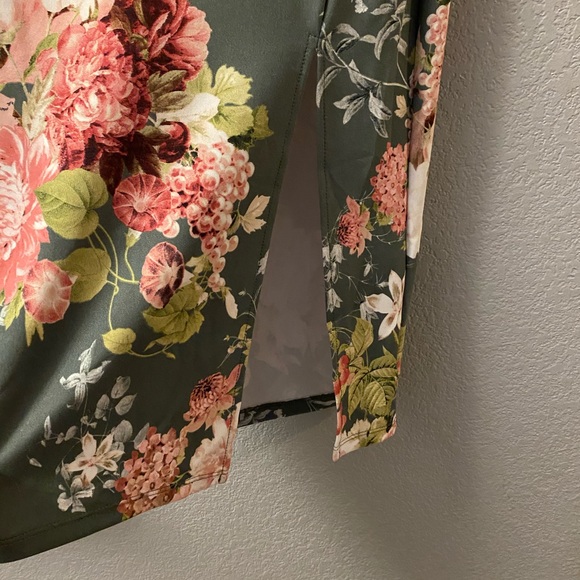 Skirt - Picture 1 of 5